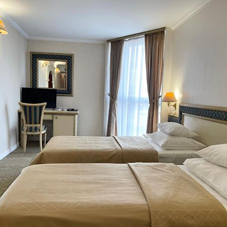 Hotel Bosna Баня-Лука Екстер'єр фото