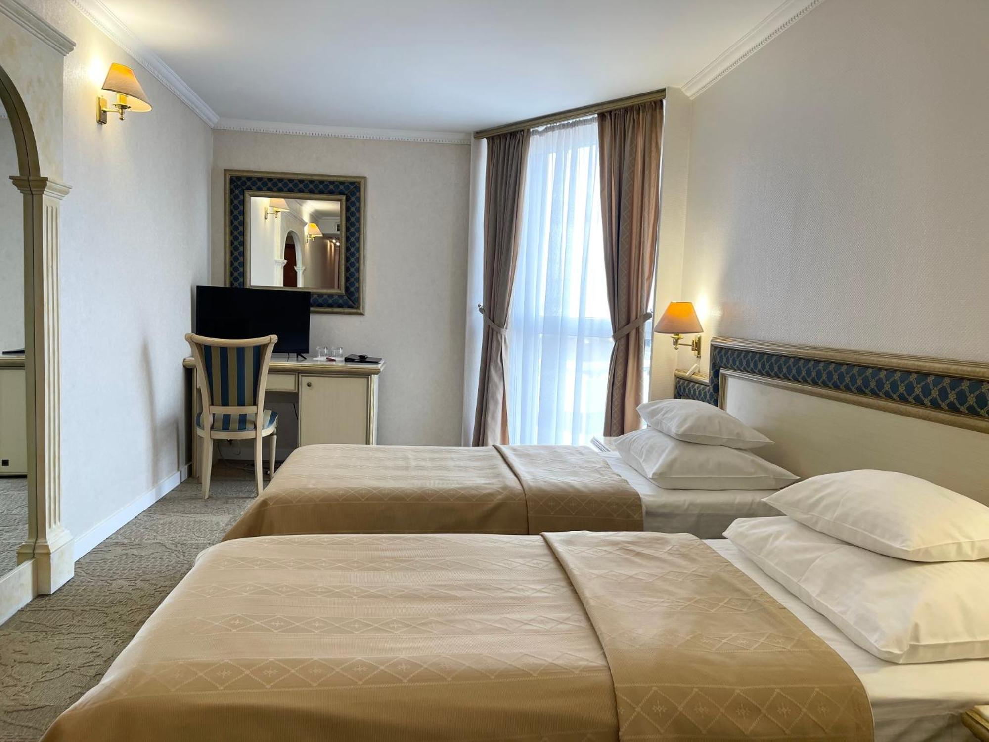 Hotel Bosna Баня-Лука Екстер'єр фото