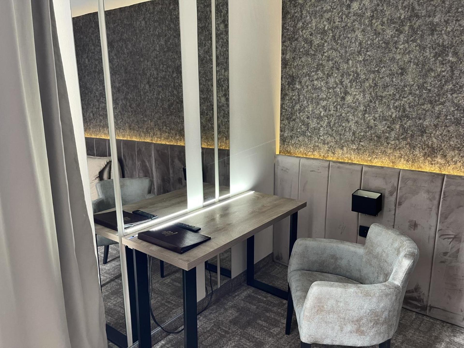 Hotel Bosna Баня-Лука Екстер'єр фото